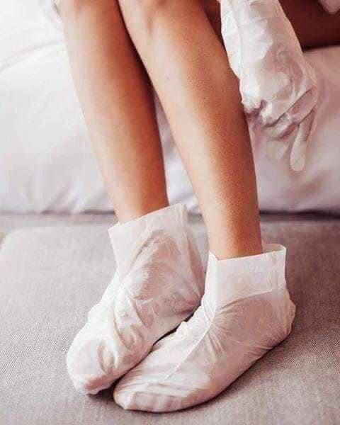 ماسك تقشير القدم الكوري قطعة + قطعة هدية